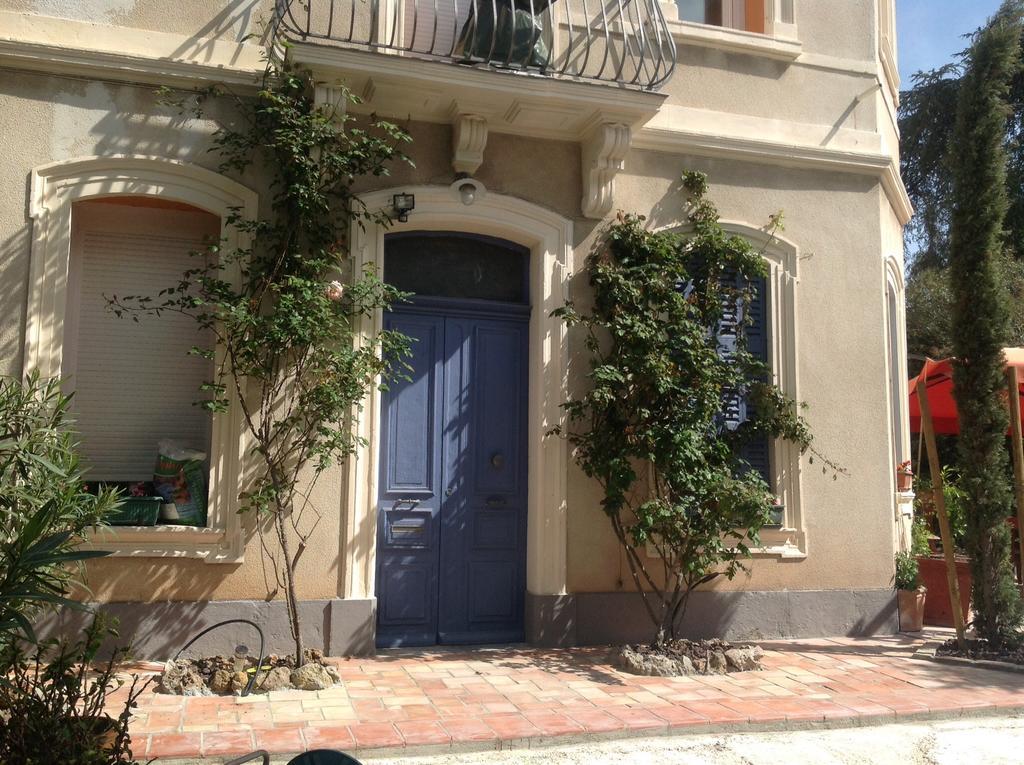 A L'Ombre Du Cedre Hotel Hyères Exterior foto